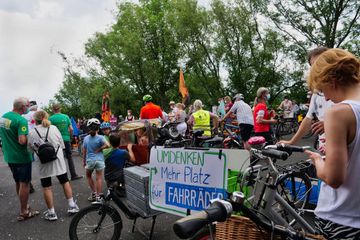 Bild von der Demo zur Verkehrswende
