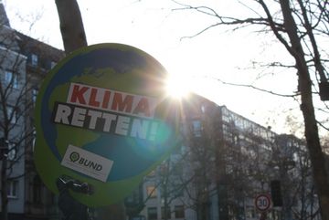 Der BUND Köln geht am 29. November mit der Forderung: KLIMA RETTEN! auf die Straßen.