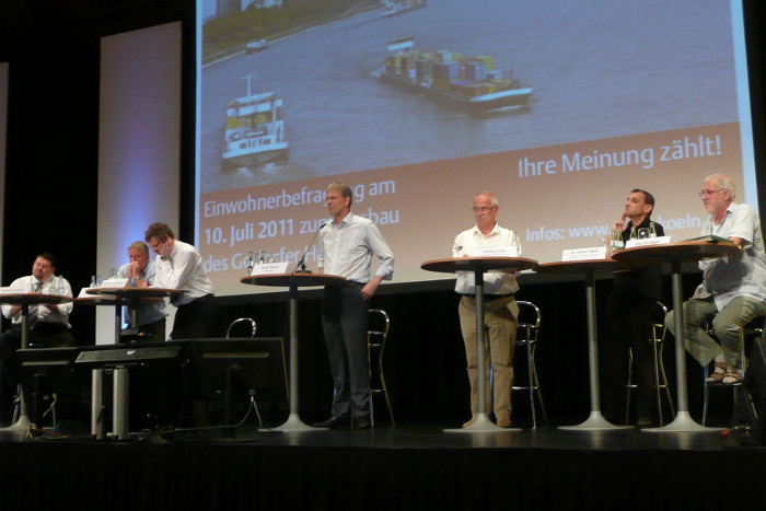 2011: Infoabend: BUND Gegen den Ausbau des Godorfer Hafens.